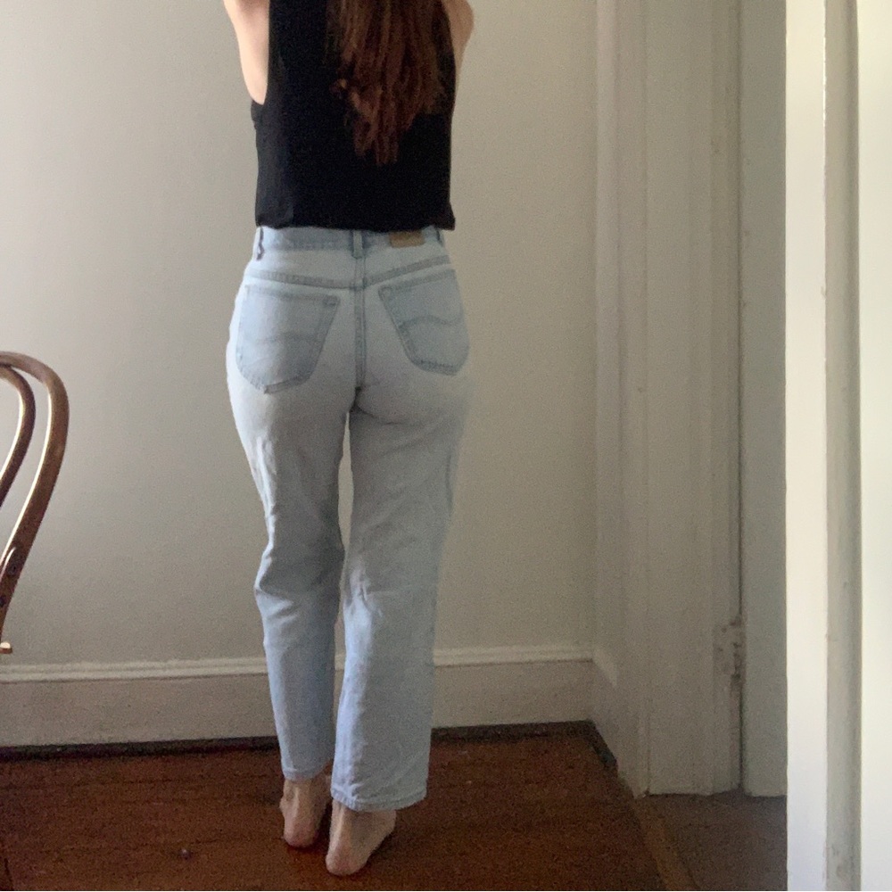 Vintage 90’s Lee Jeans High Waisted Straight Leg Light Wash Sz 29/30 - Picture 4 of 12